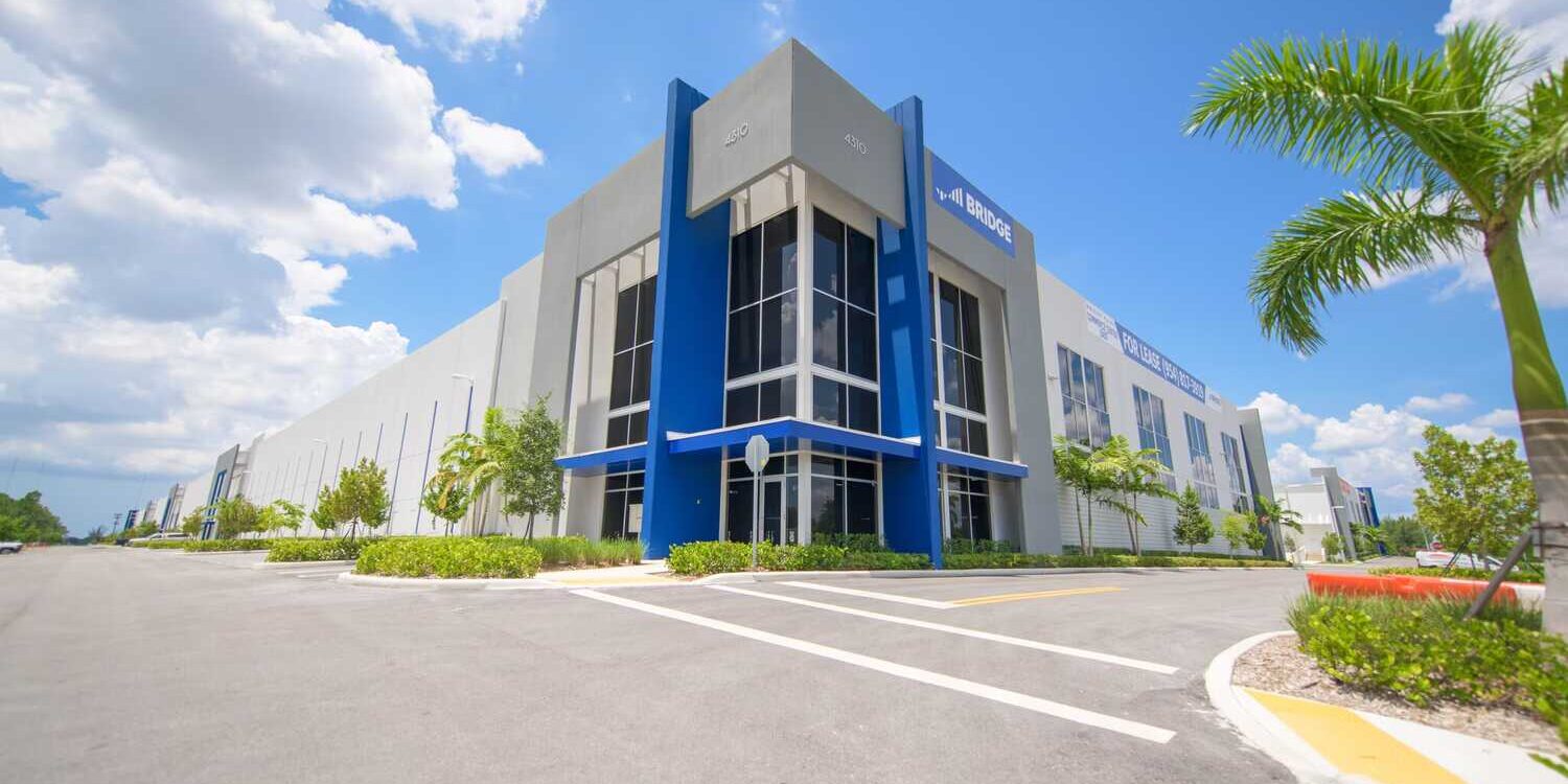 Bridge Point Commerce Center